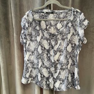 Tahari silk animal print blouse